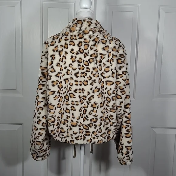 NWT Leopard Print Coat Jacket Faux Fur VS PINK & Know One Cares Large - Picture 7 of 17